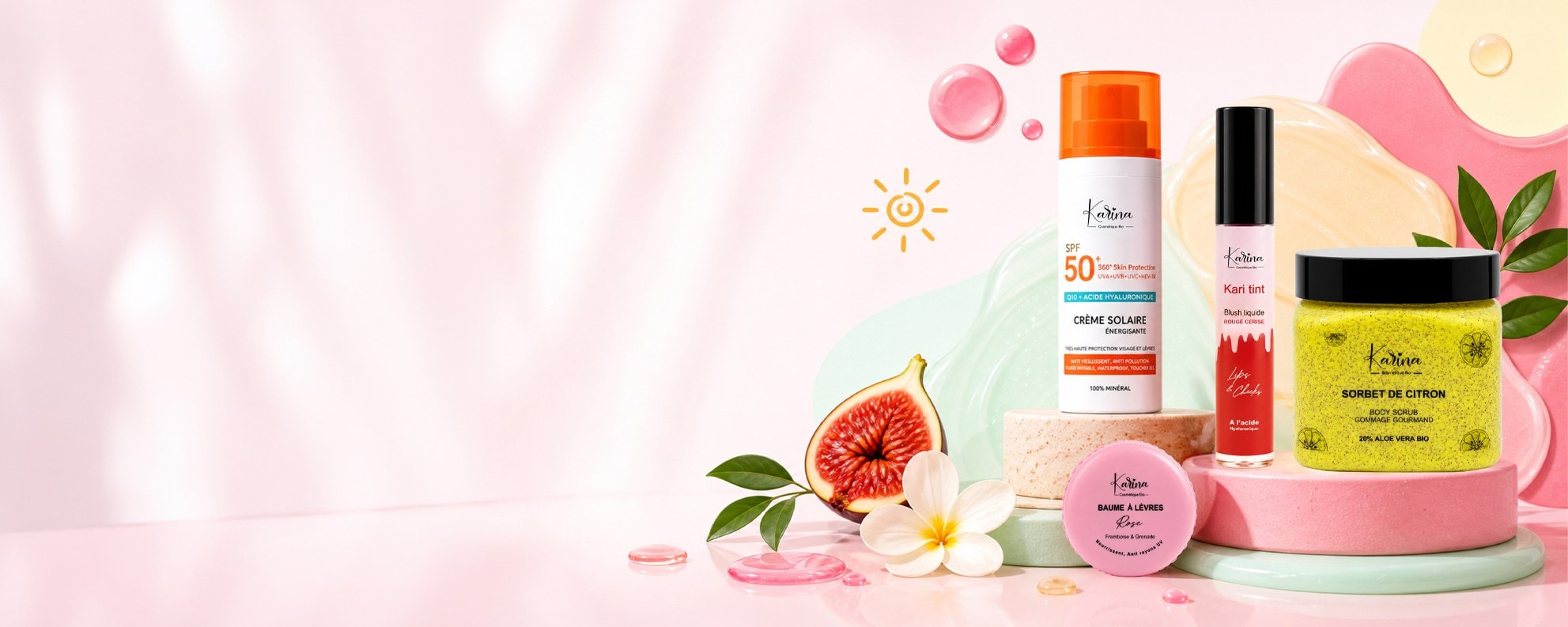 Produits Karina : crème solaire, baume et sorbet de citron sur éclats pastel ensoleillés